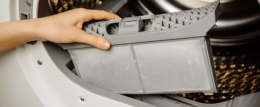 Signs Of A Clogged Dryer Lint Trap in Eastchester, New York